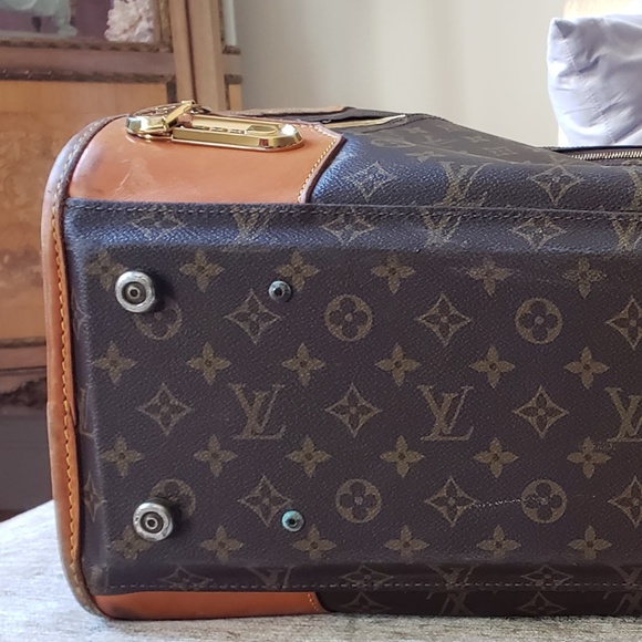 Authentic Louis Vuitton Monogram Pullman Suitcase - Picture 7 of 7